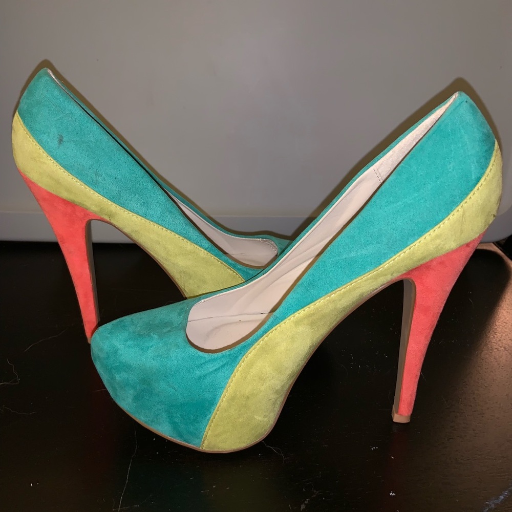 Qupid pumps never worn!